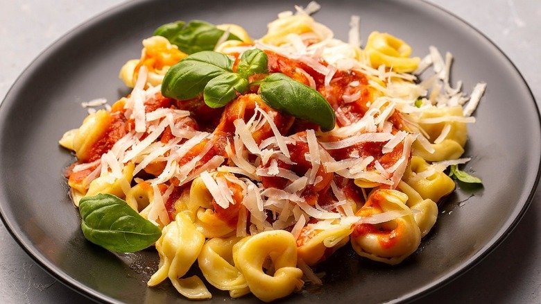 A plate of tortellini 