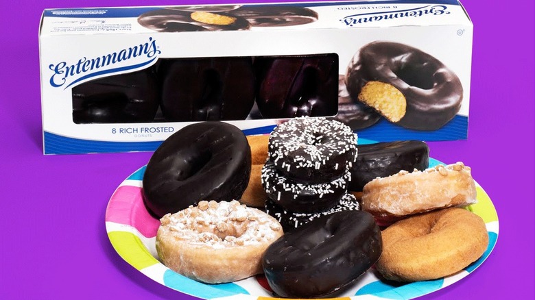 box of Entenmanns and donuts on plate