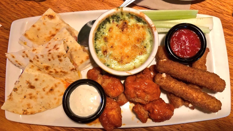 Applebee's classic combo appetizer 