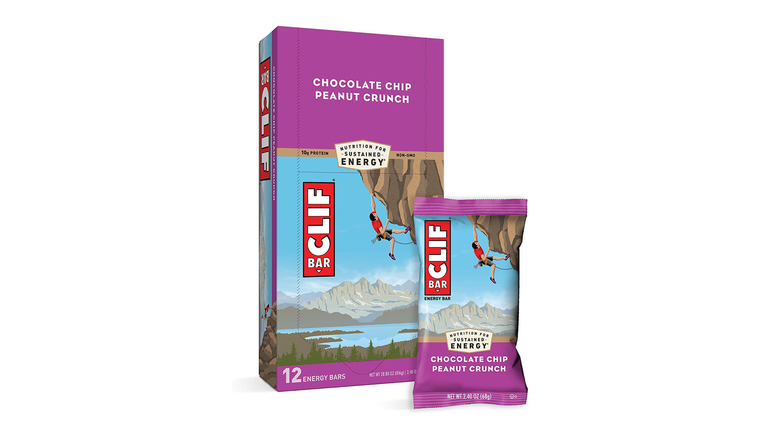 Chocolate Chip Peanut Crunch Clif Bar