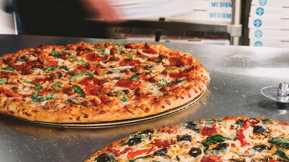 Every Domino's Pizza, Ranked From Worst To Best