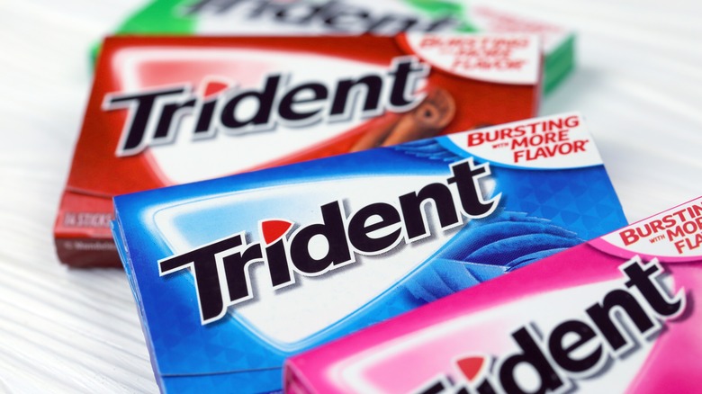 Multiple packs of Trident gum
