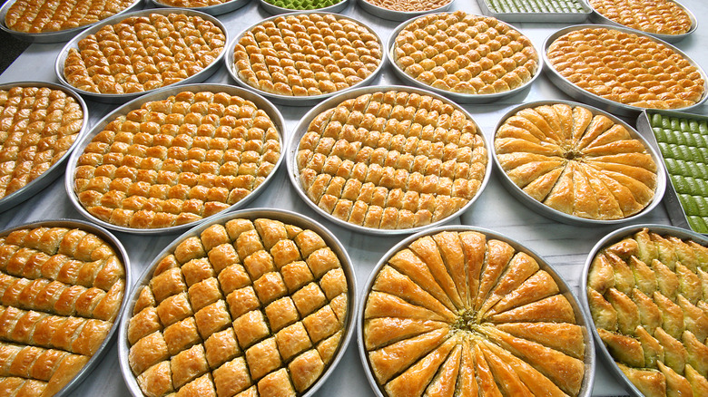 Different types of baklava