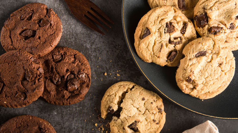 A variety of cookies