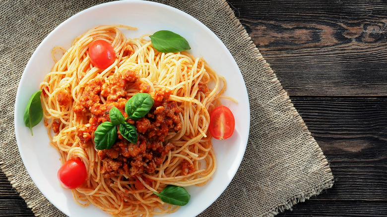 Spaghetti on a plate