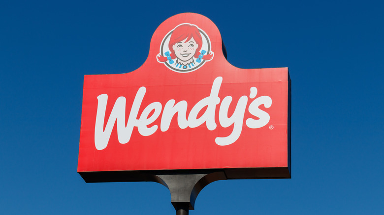 Wendy's sign