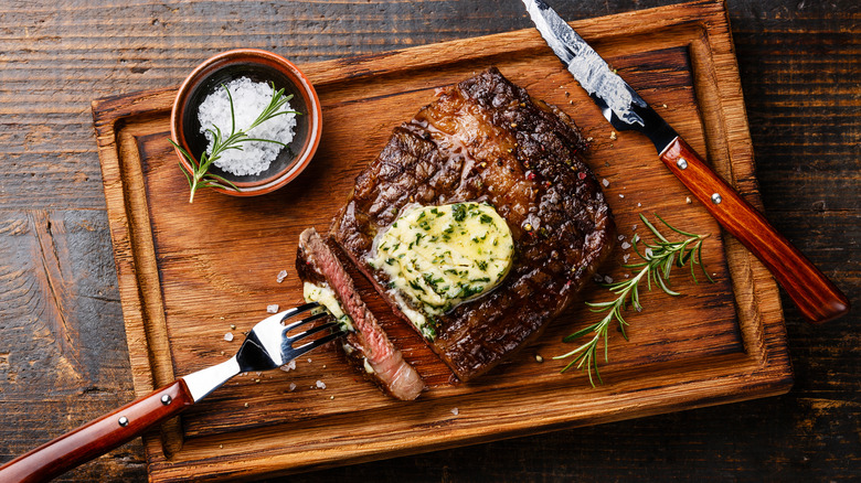 steak with butter and herbs