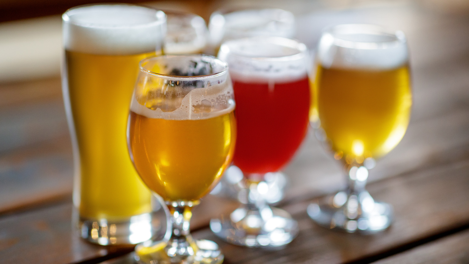 Experts Reveal What Beer Companies Don't Want You To Know