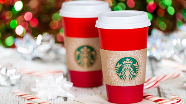 Starbucks drinks with holiday lights