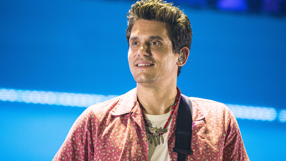  John Mayer on stage