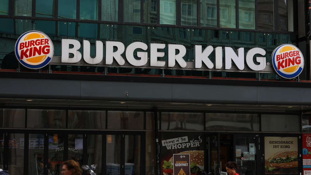 Burger King exterior sign