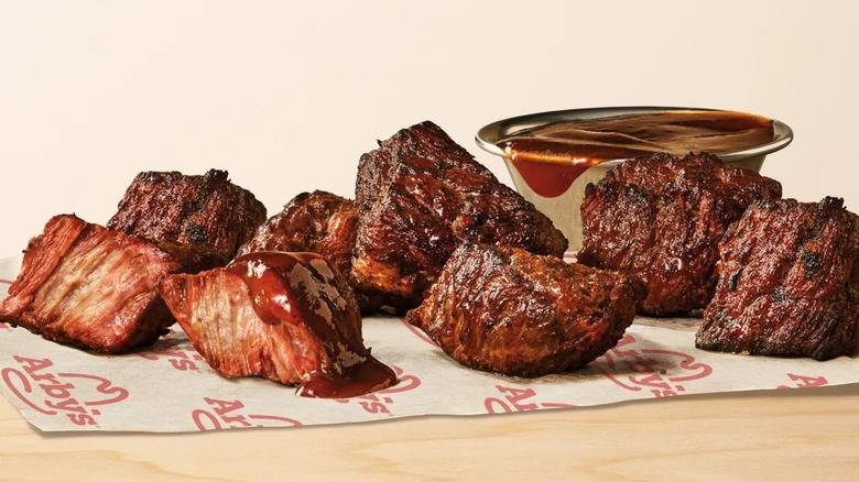 Steak nuggets from Arby's with sauce.
