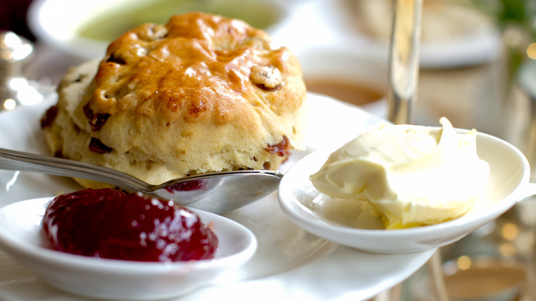 Traditional scone with toppings 