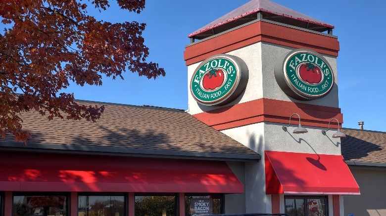 Fazoli's restaurant exterior