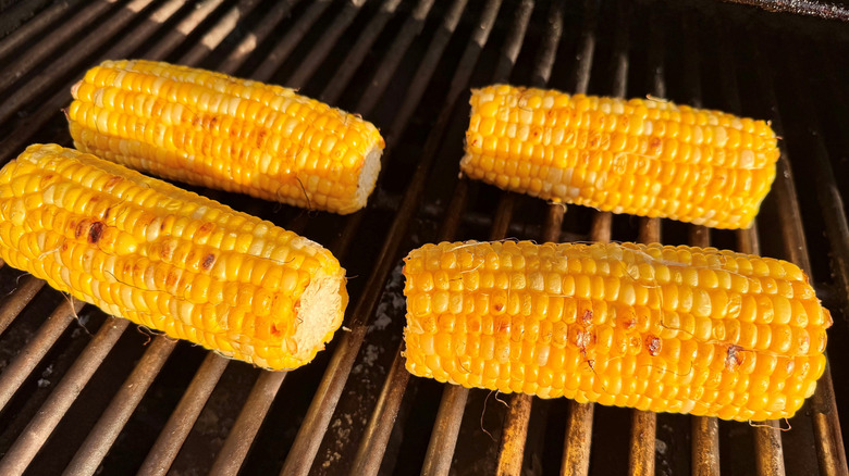 Corn on the cob on grill