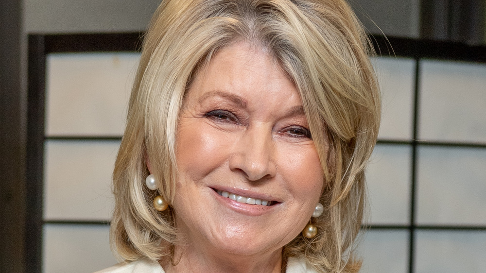 Martha Stewart head tilt