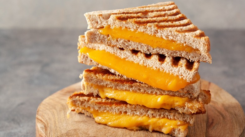 Grilled cheese sandwich triangles