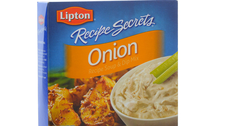 A box of Lipton onion soup dip mix