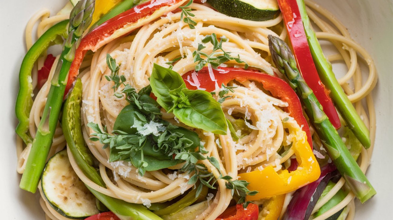 Spaghetti and assorted vegetables