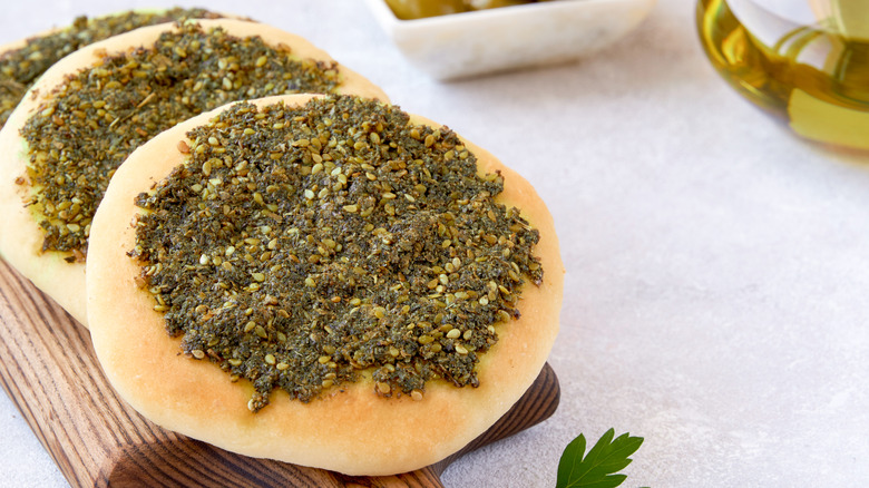 Three manakeesh za'atar