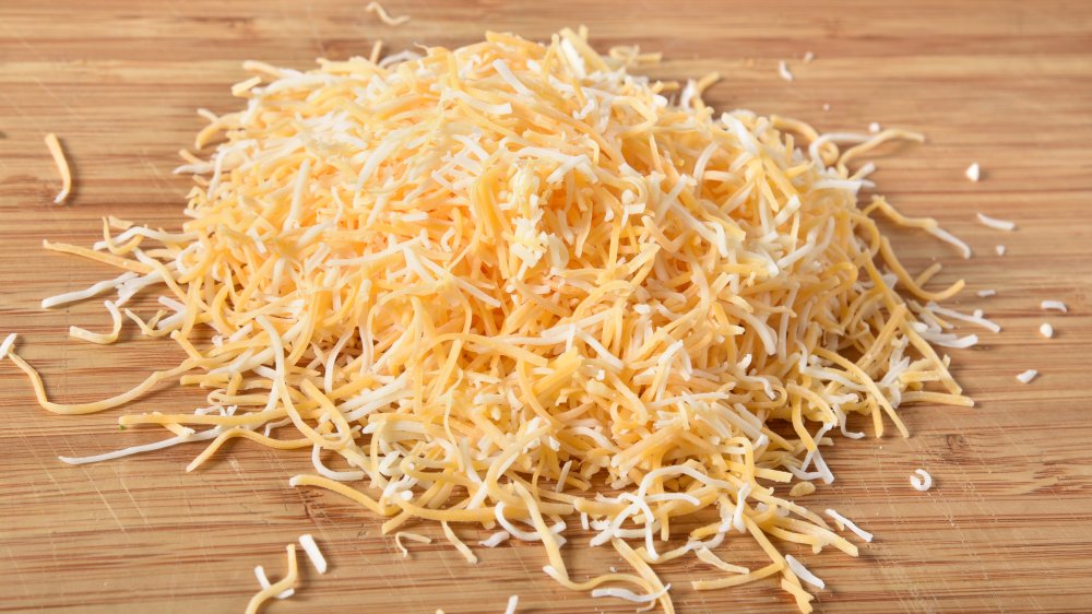 shredded cheese has gross ingredients