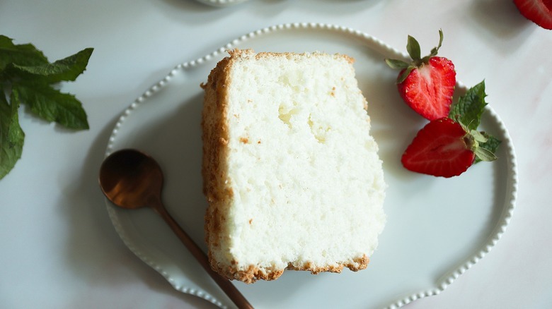 cake slice with strawberries