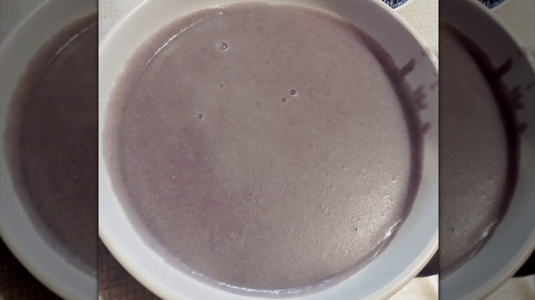 Bowl of blue cornflour chaquewe