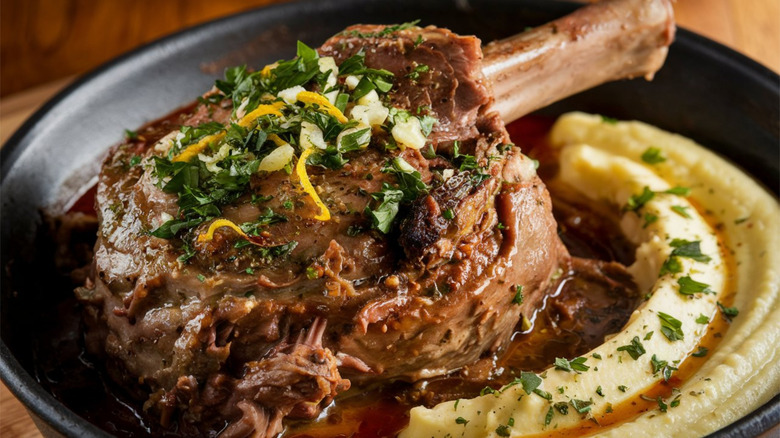 Ossobuco steak with gremolata topping
