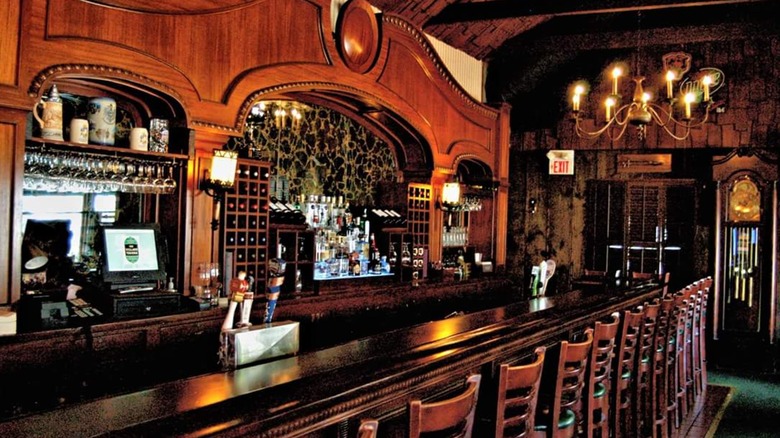 Village Tavern President's Bar