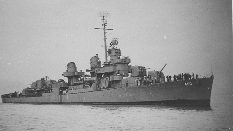 Black and white side profile of the U.S.S. O'Bannon DD 450 ship in the water