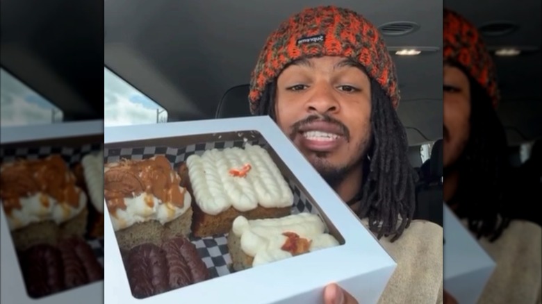 Keith Lee reviewing baked goods
