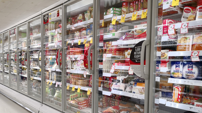 Frozen foods aisle