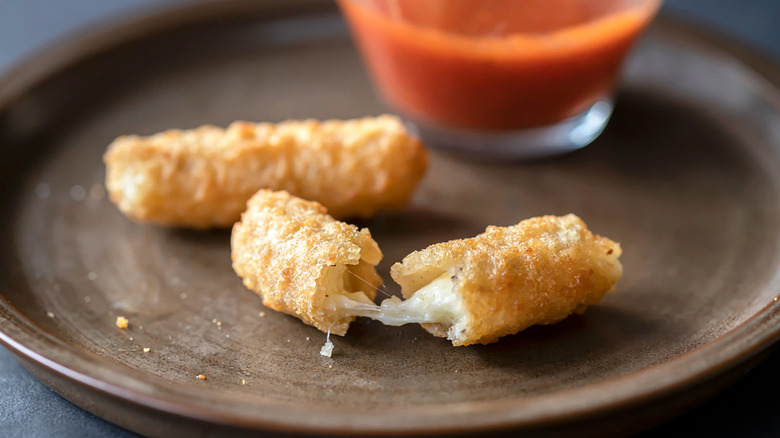 Mozzarella sticks