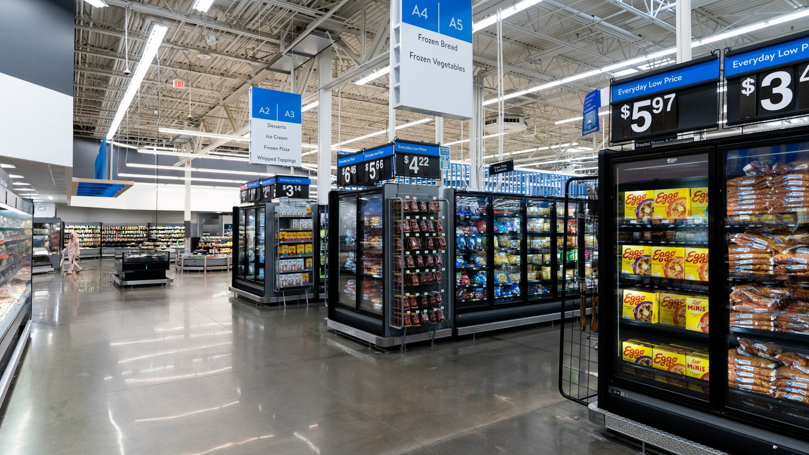 This Frozen Italian-American Meal At Walmart Has One Small Drawback, According To Customers