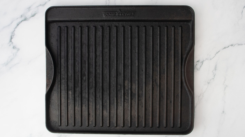 Grill pan on countertop