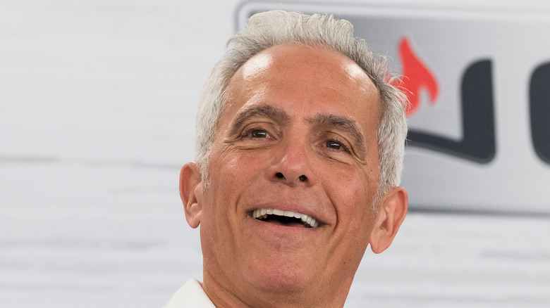 Geoffrey Zakarian's face