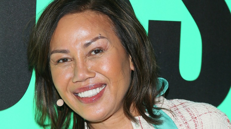 close up of pepper teigen's face