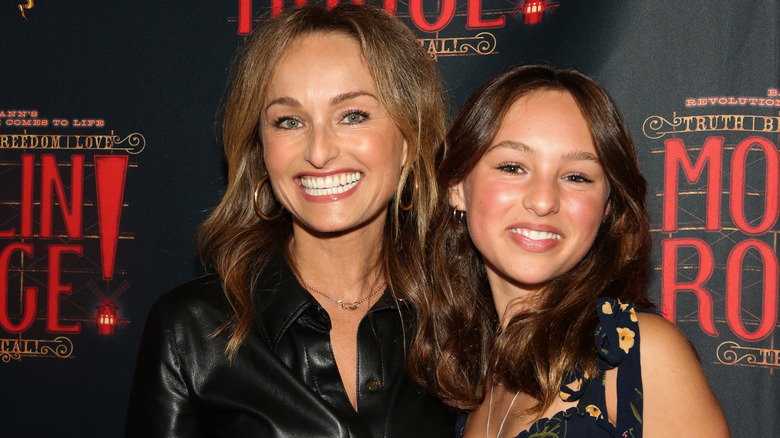 Giada De Laurentiis and her daughter Jade pose on a red carpet.