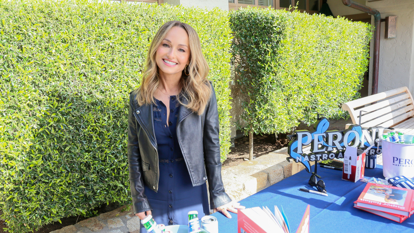 <a href="https://www.mashed.com/2249933/giada-de-laurentiis-confirmed-dancing-with-the-stars-cast-season-35/" target="_blank">Giada De Laurentiis Is Taking On A Very Different (And Popular) Kind Of TV Challenge</a>