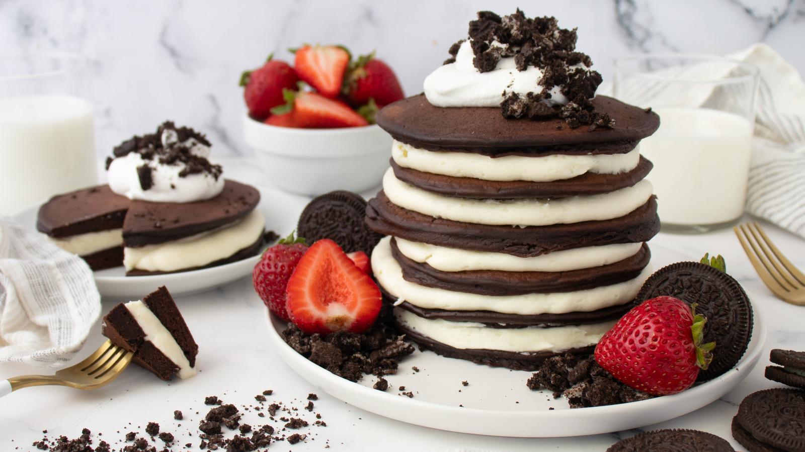 "Giant Oreo" Stacked Pancakes Recipe