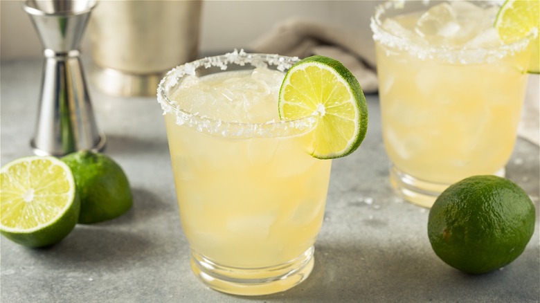 margarita with salt on the rim