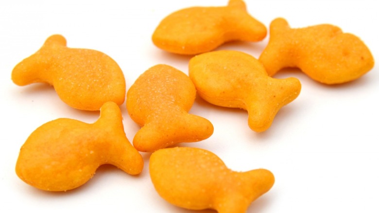 Cheddar Goldfish crackers