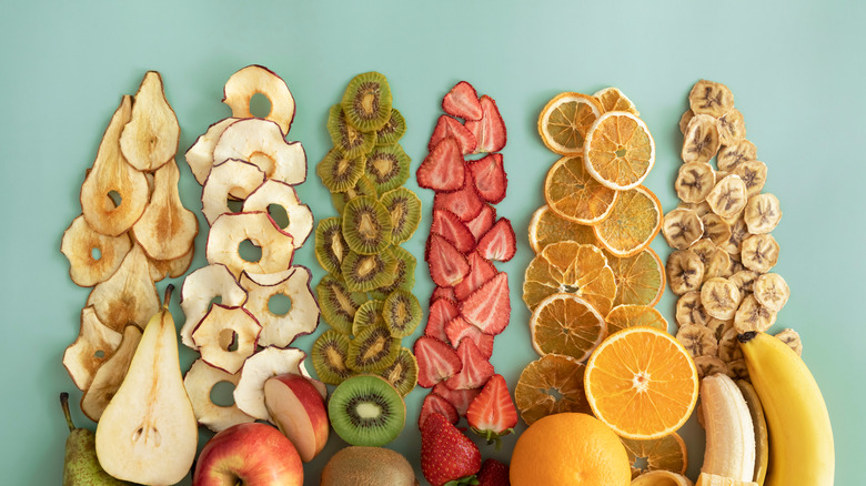 Fresh fruit to dried fruit