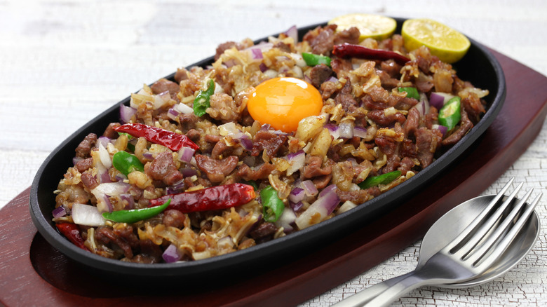 Sizzling pork sisig