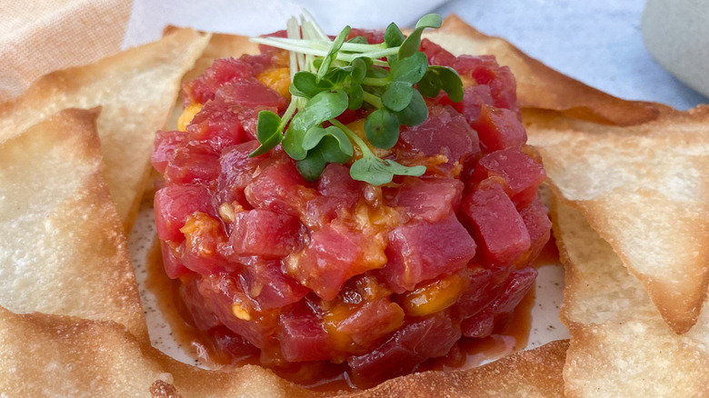 Tuna Tartare ingredients