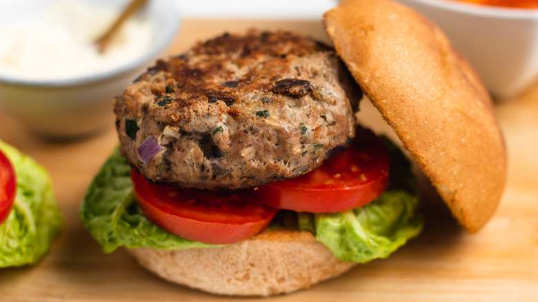 Greek style lamb burgers