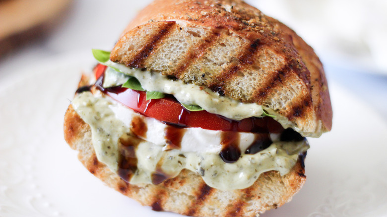 grilled tomato mozzarella sandwich