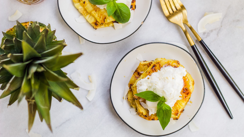 Grilled pineapple with whipped topping