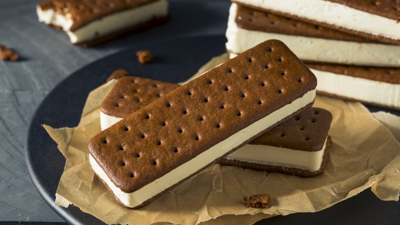 ice cream sandwiches 