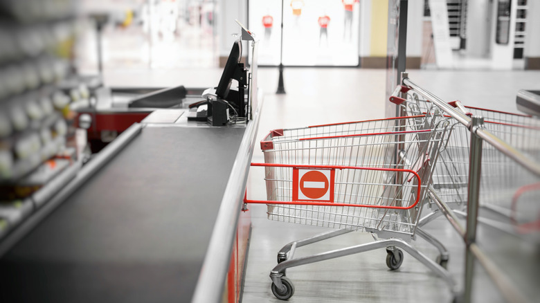 empty grocery store